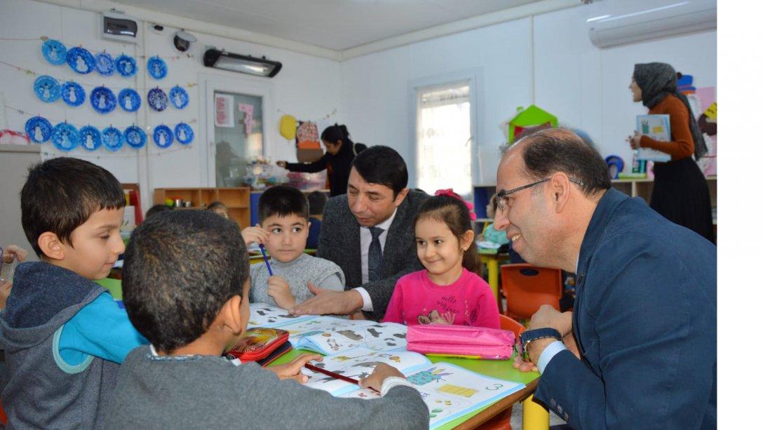 MEB Erken Çocukluk Eğitimi Daire Başkanı Morkoç, Esenyurt'daki Okulları Ziyaret Etti