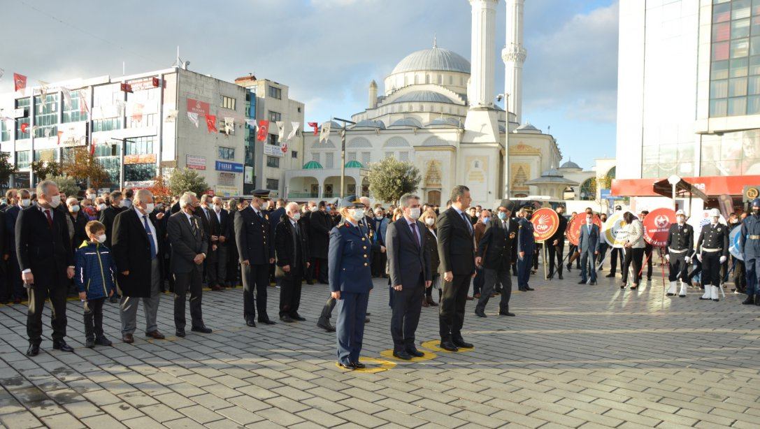 10 Kasım Atatürk'ü Anma Günü Çelenk Sunma Töreni ve Anma Programı